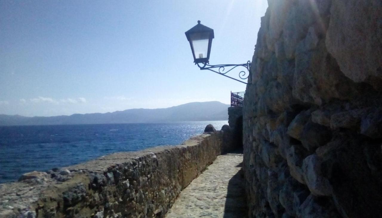 Byron'S Sea View Hotel Monemvasia Exterior photo